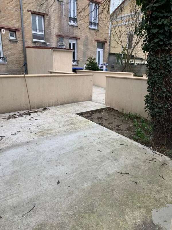 Maison à CHOISY-LE-ROI