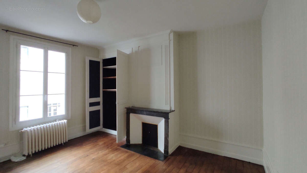 Maison à CHATELLERAULT