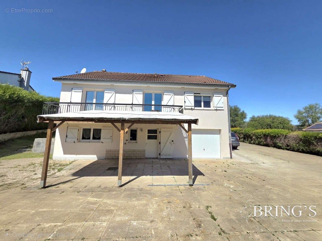 Maison à VALLEROY