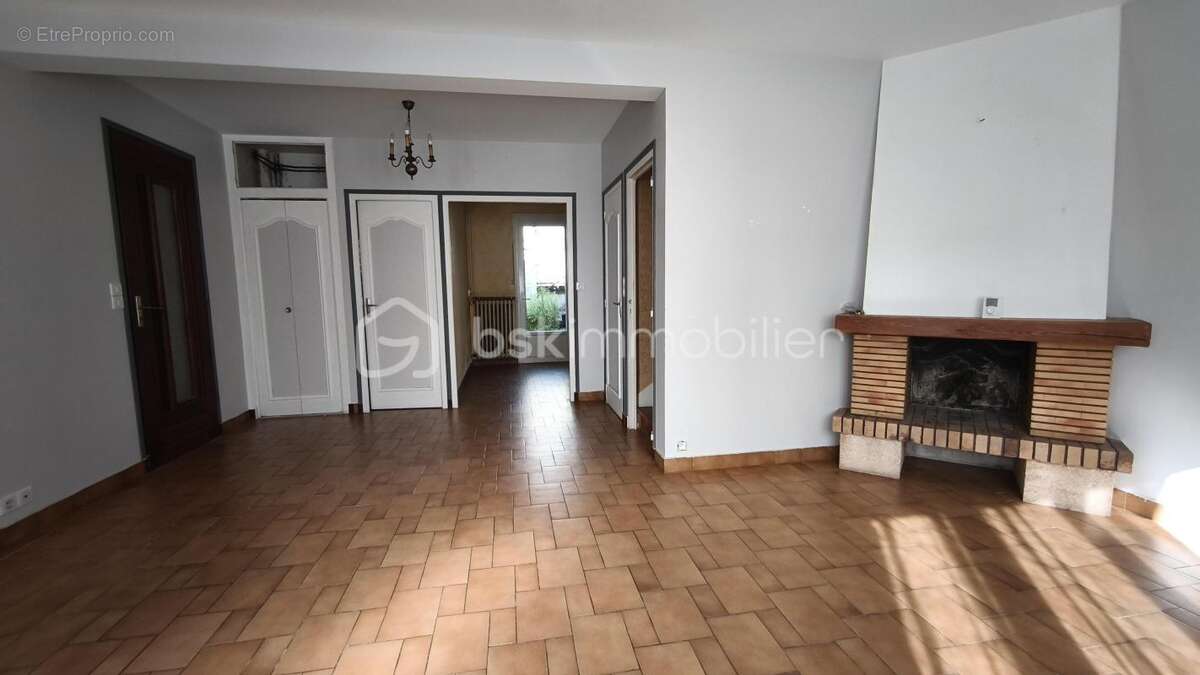 Maison à COULLONS