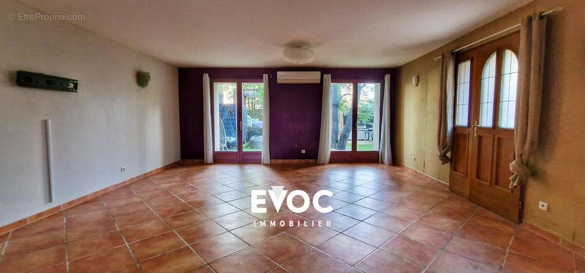 Maison à SAINT-VINCENT-DE-BARBEYRARGUES