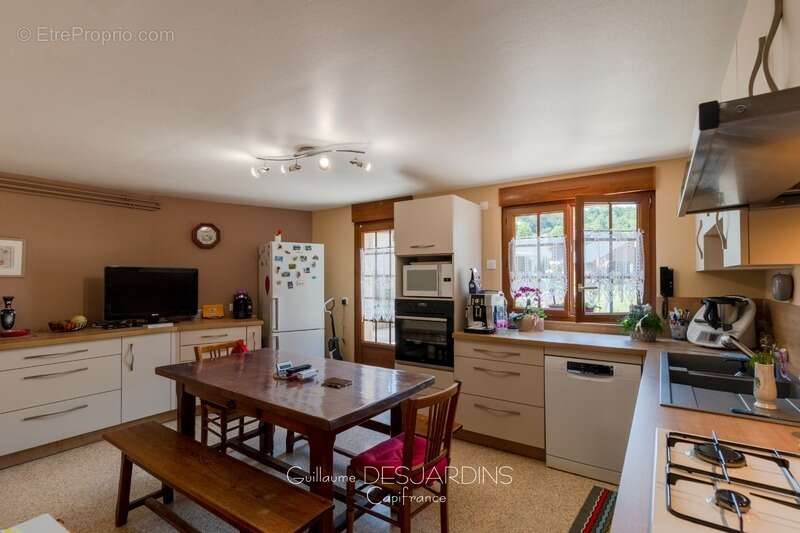 Maison à VIMOUTIERS