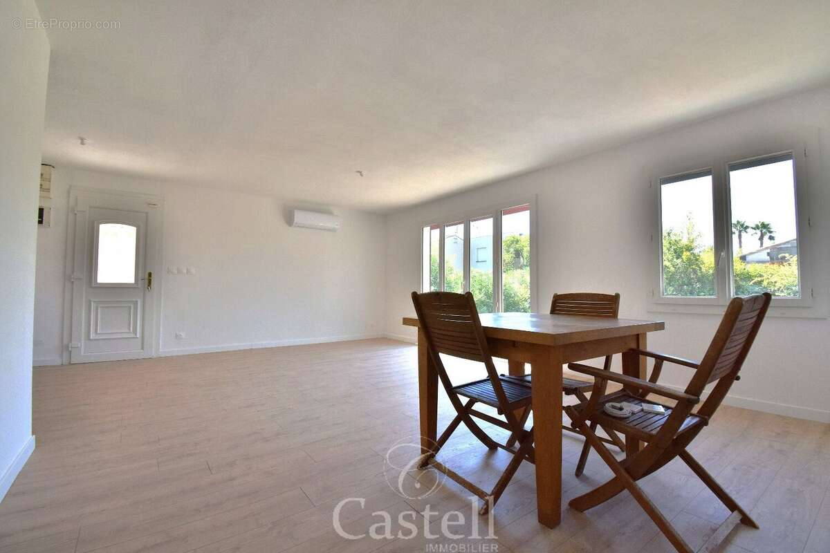 Charmante villa entièrement de plain pied de type 4, au calme... - photo 15