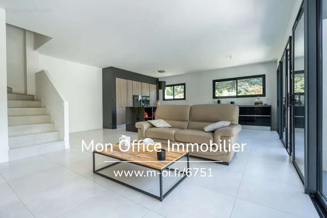 Maison à SAINT-RAPHAEL