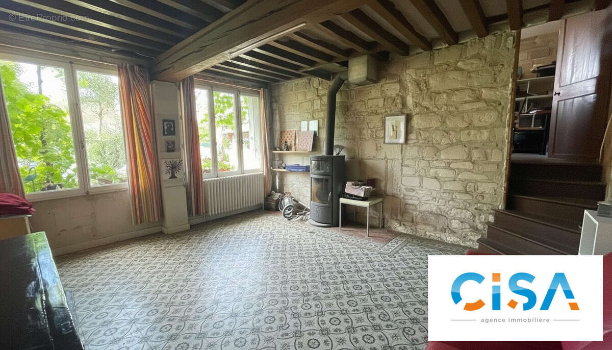 Maison à PONT-SAINTE-MAXENCE