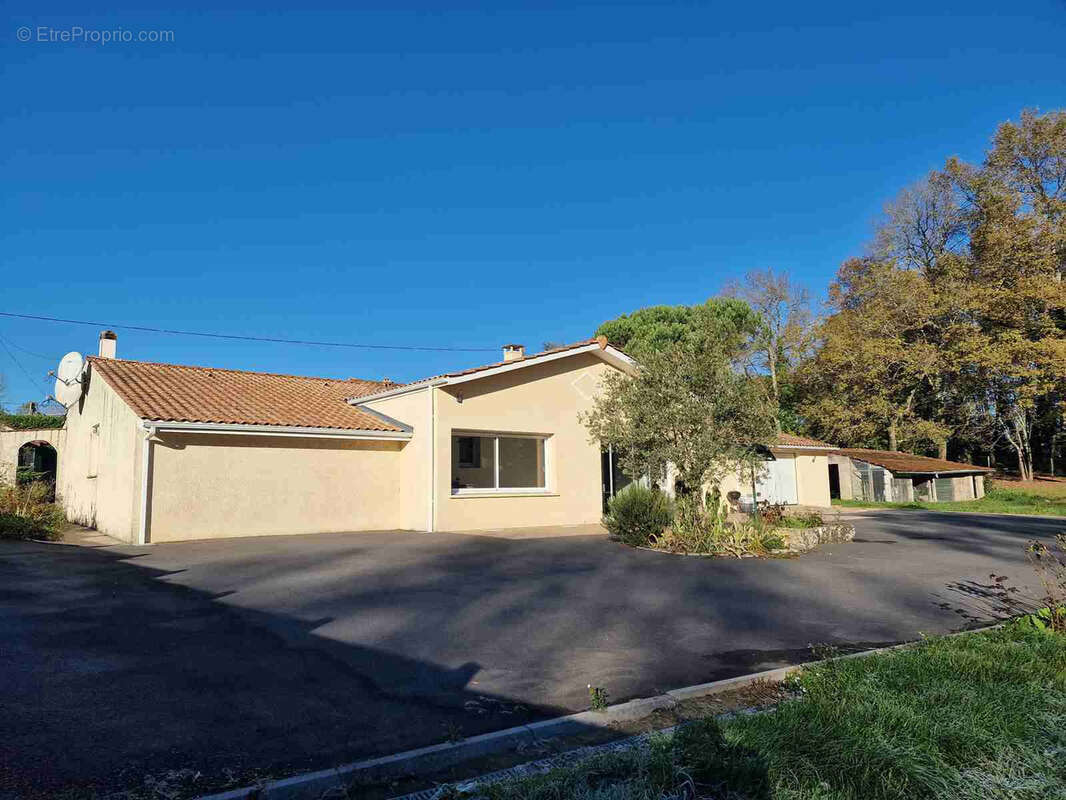 Maison de plain-pied avec 2 logements avec garages - photo 22