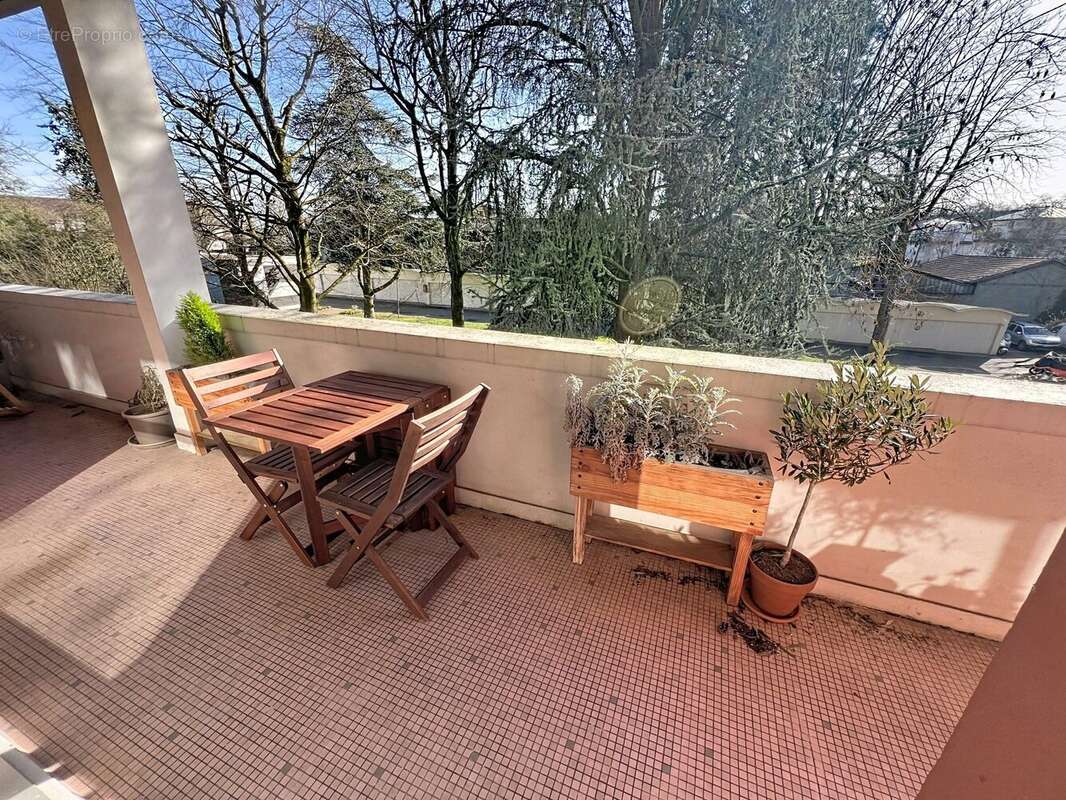 Appartement à GARCHES