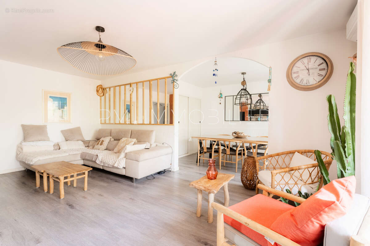 Appartement à MARSEILLE-11E