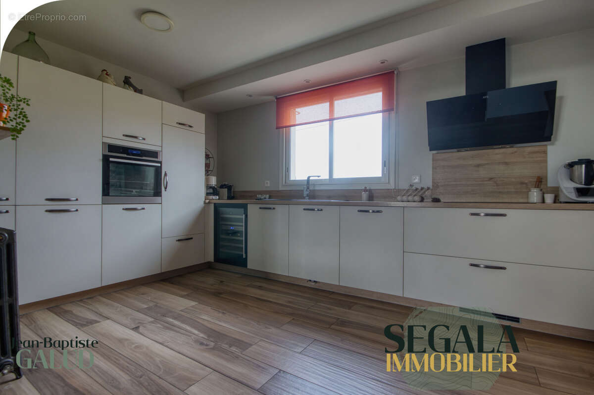 Maison 183 m2 sur 6171 m2 de terrain plat - photo 5