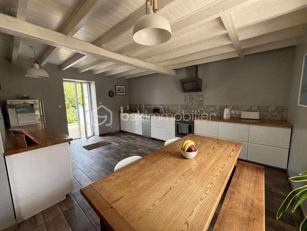 Agréable maison en pierres rénovée - photo 4