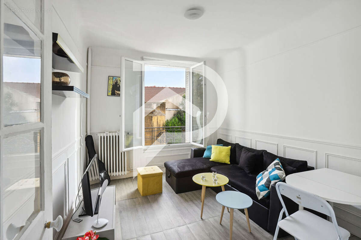 Appartement à COLOMBES