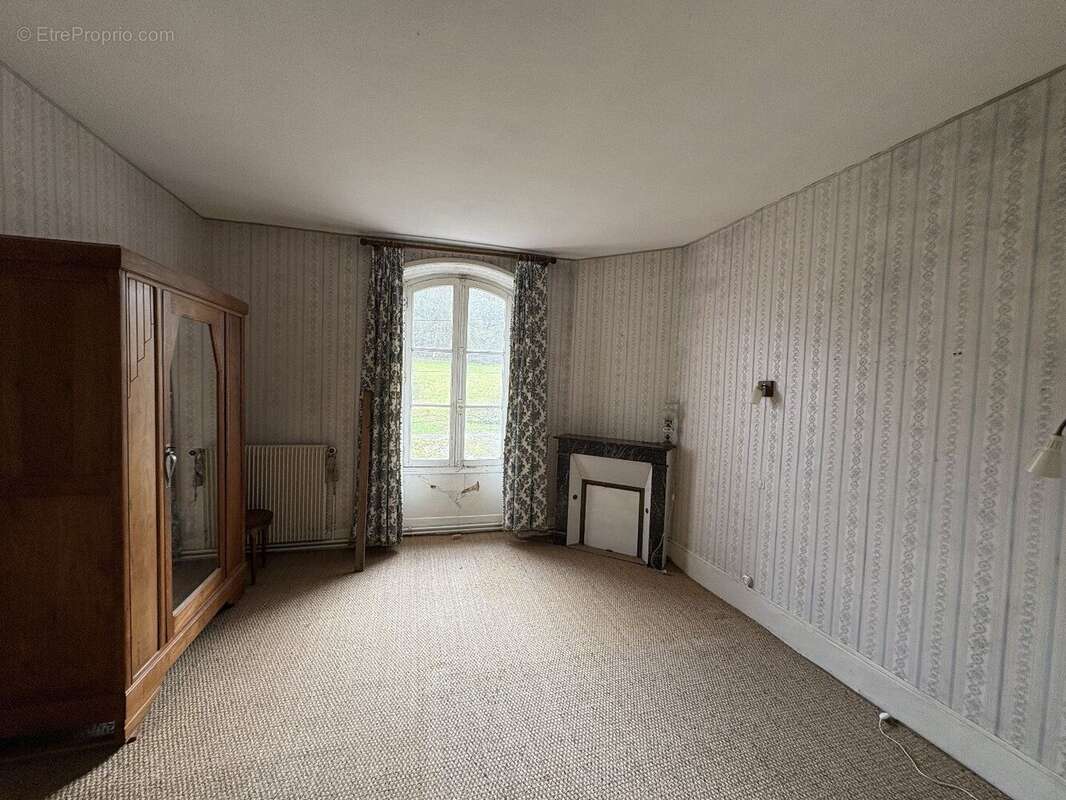 Maison à AYEN