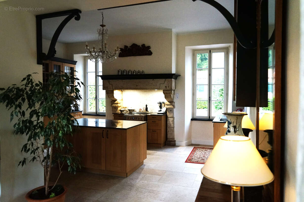 Maison à POUZAUGES