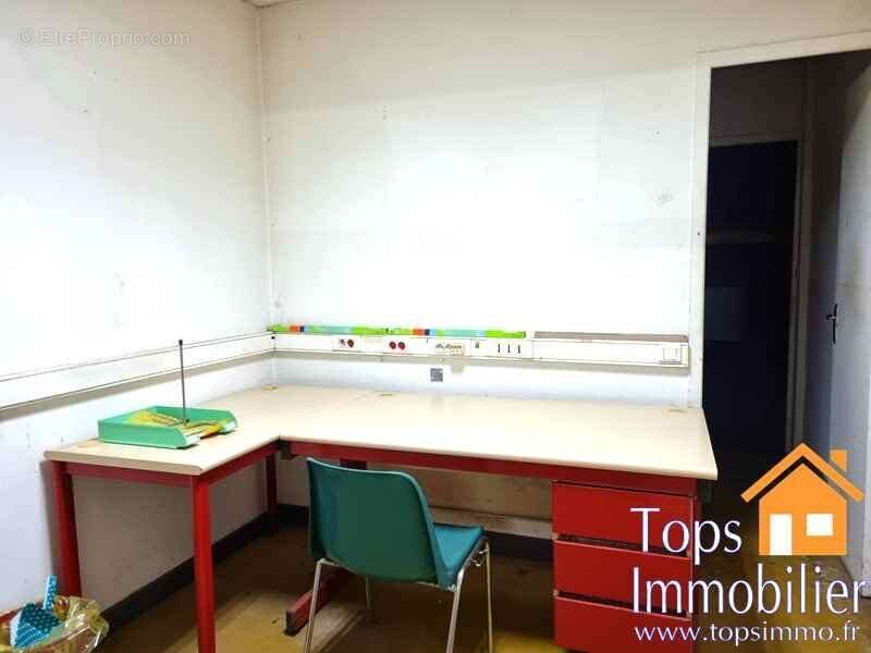 Commerce à VILLEFRANCHE-DE-ROUERGUE