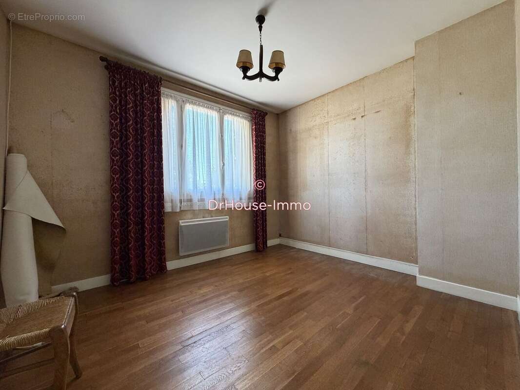 Maison 95 m² à Clion  - photo 8