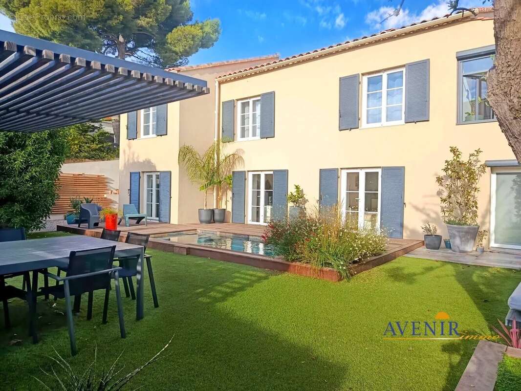 Maison 135 m² à Carry-Le-Rouet  - photo 2