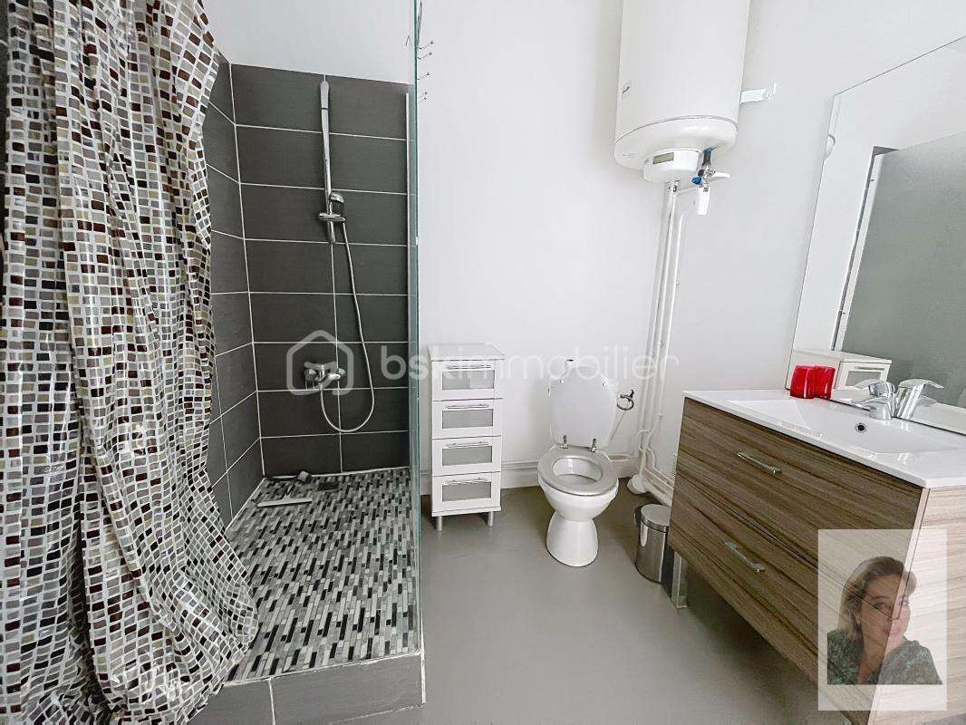 Studio 33 m2 proche Gare - photo 3