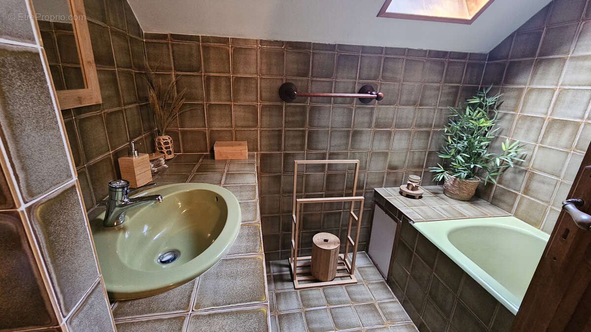 Maison à SAINT-GENIEZ-D&#039;OLT