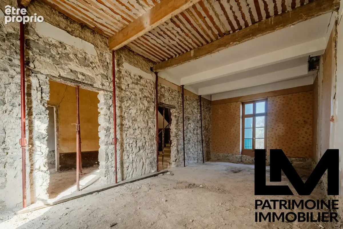 Maison 765 m² à Montblanc  - photo 5