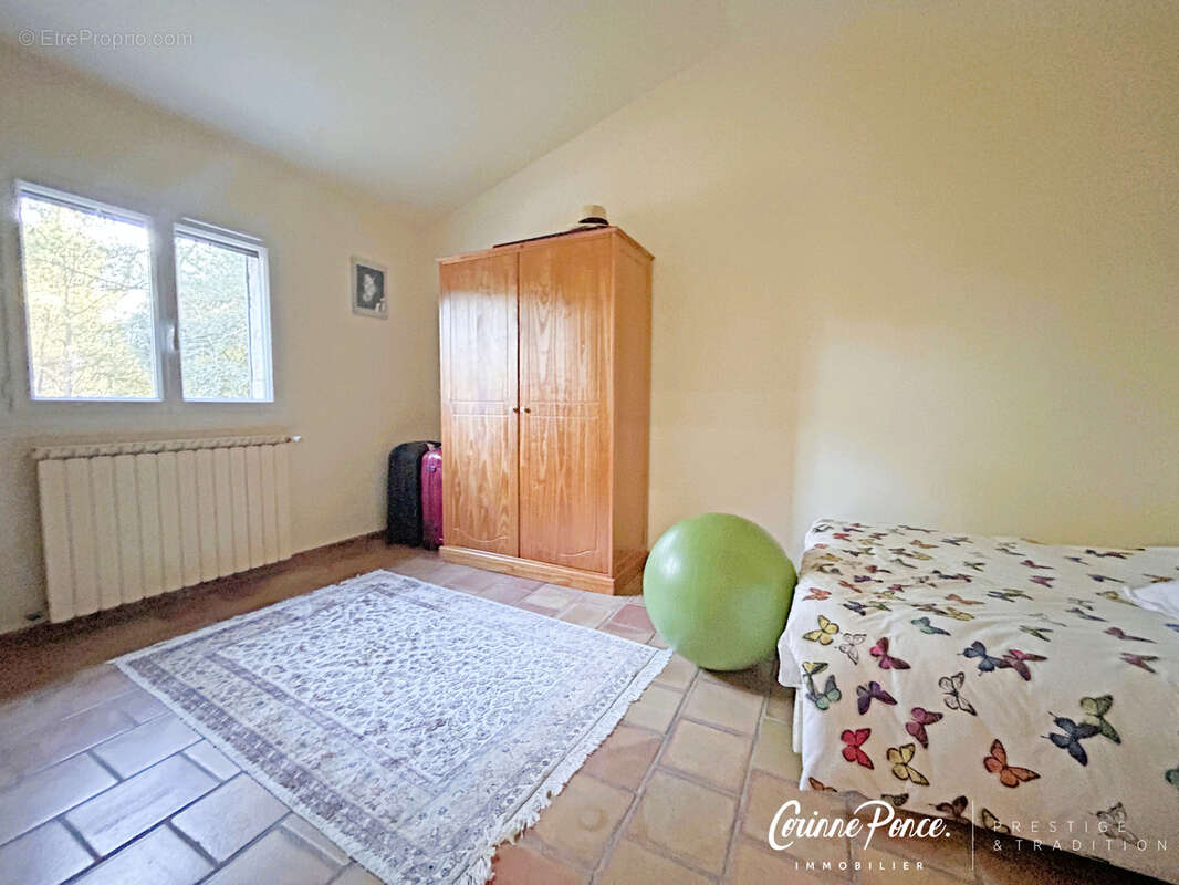 Nîmes maison de caractère type 5 Corinne Ponce immobilier - photo 11