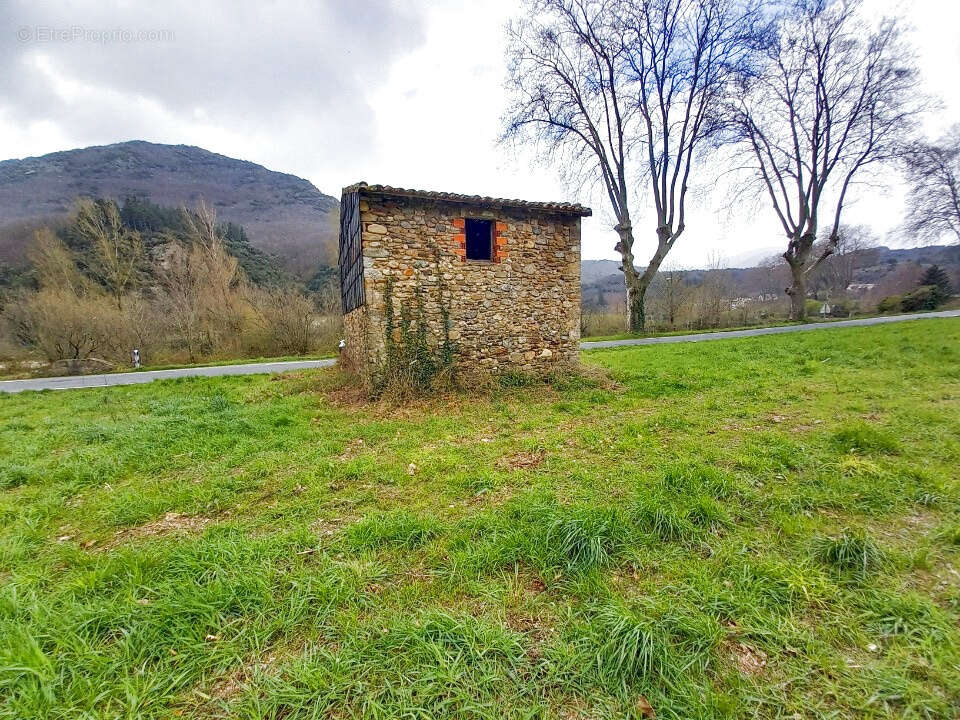 Terrain à SAINT-GERVAIS-SUR-MARE