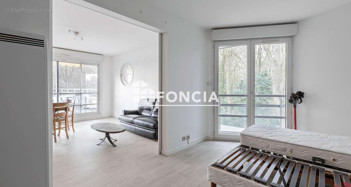 Appartement à MONT-SAINT-AIGNAN