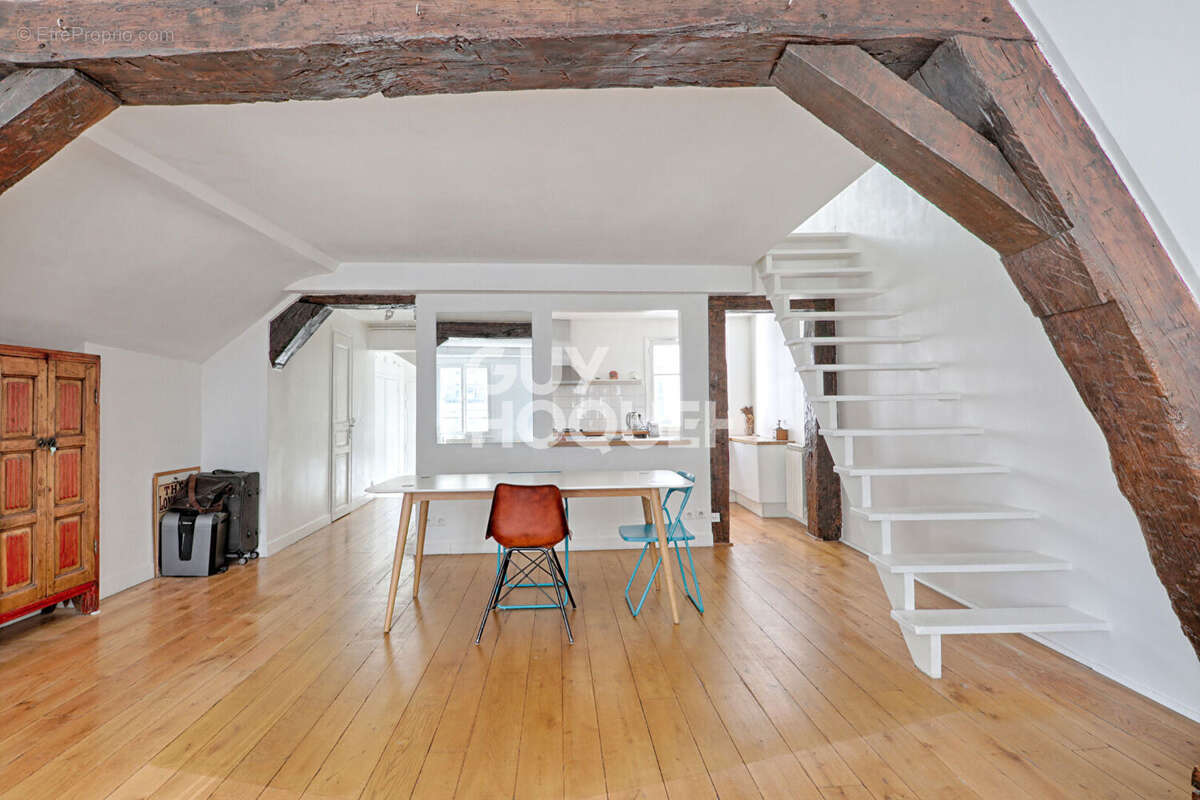 Appartement à PARIS-5E