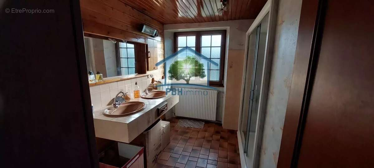 Maison à FRESSE-SUR-MOSELLE