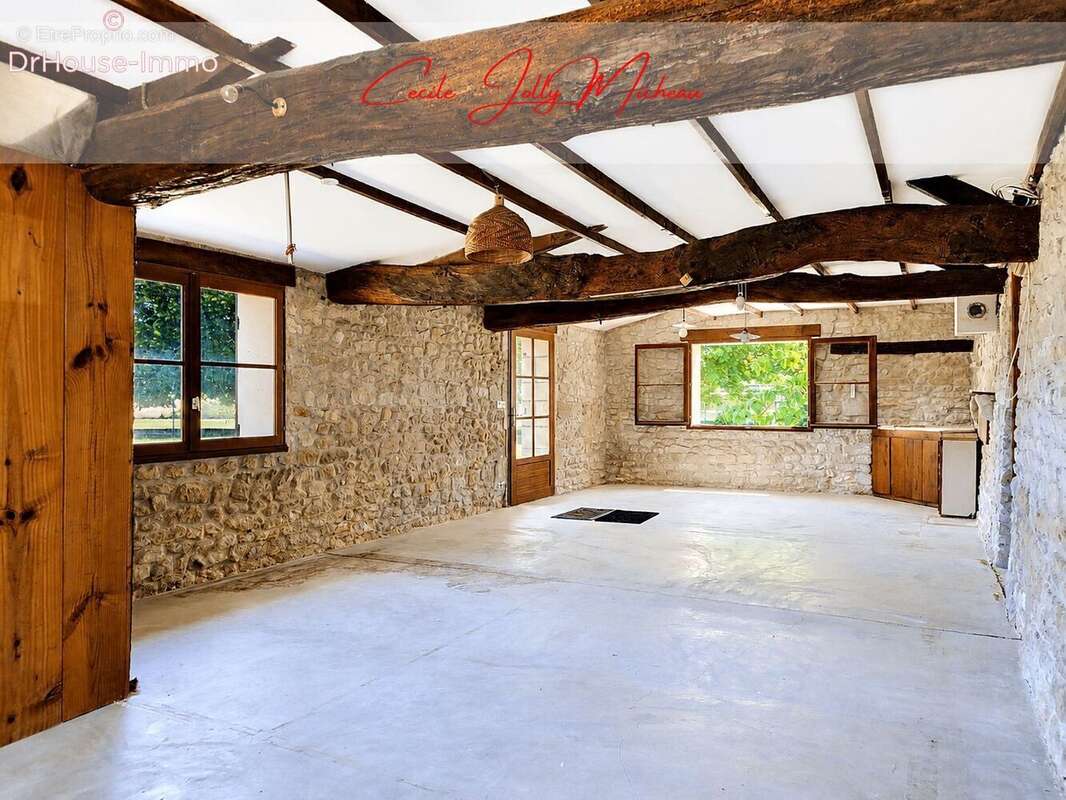 Maison 180 m² à Etauliers  - photo 20