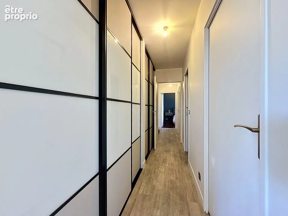 Appartement 4 pièces de 118m2 - CENTRE VILLE - photo 11