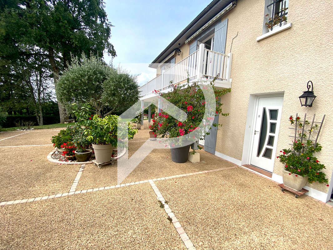 Maison à TRELISSAC