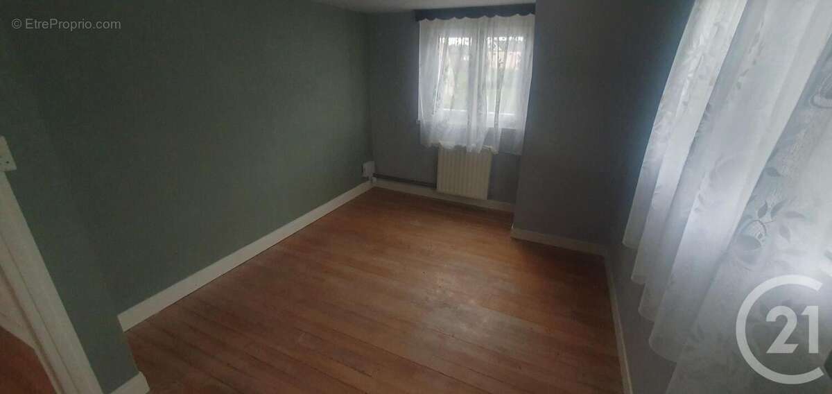 Maison à MARESQUEL-ECQUEMICOURT