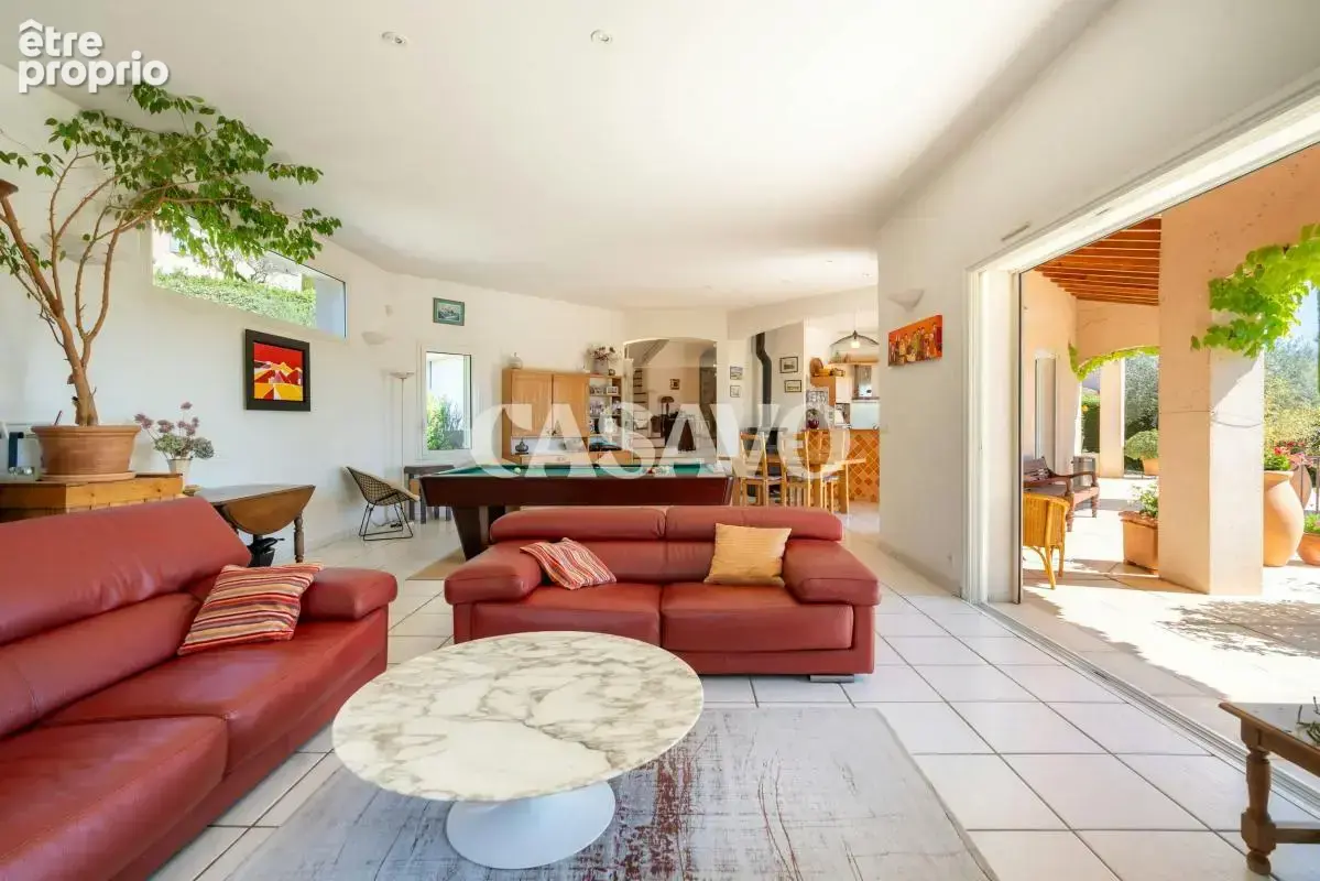 Vente Maison 6 pièces de 180m² - 13590 Meyreuil - photo 7