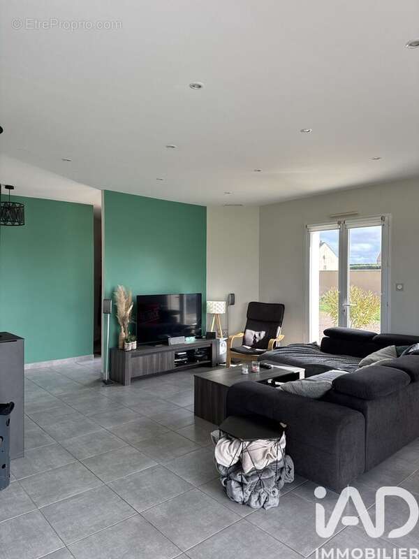 Photo 6 - Maison à ETRECHY