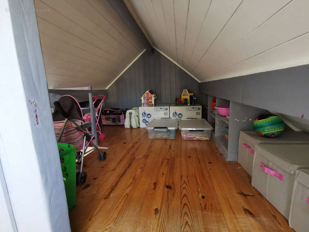 Maison à VIGNEUX-SUR-SEINE