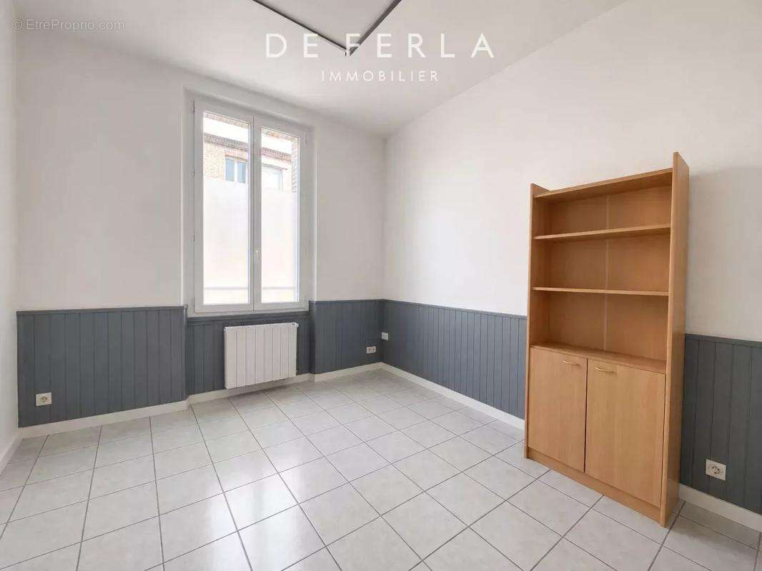 Appartement à MONTROUGE