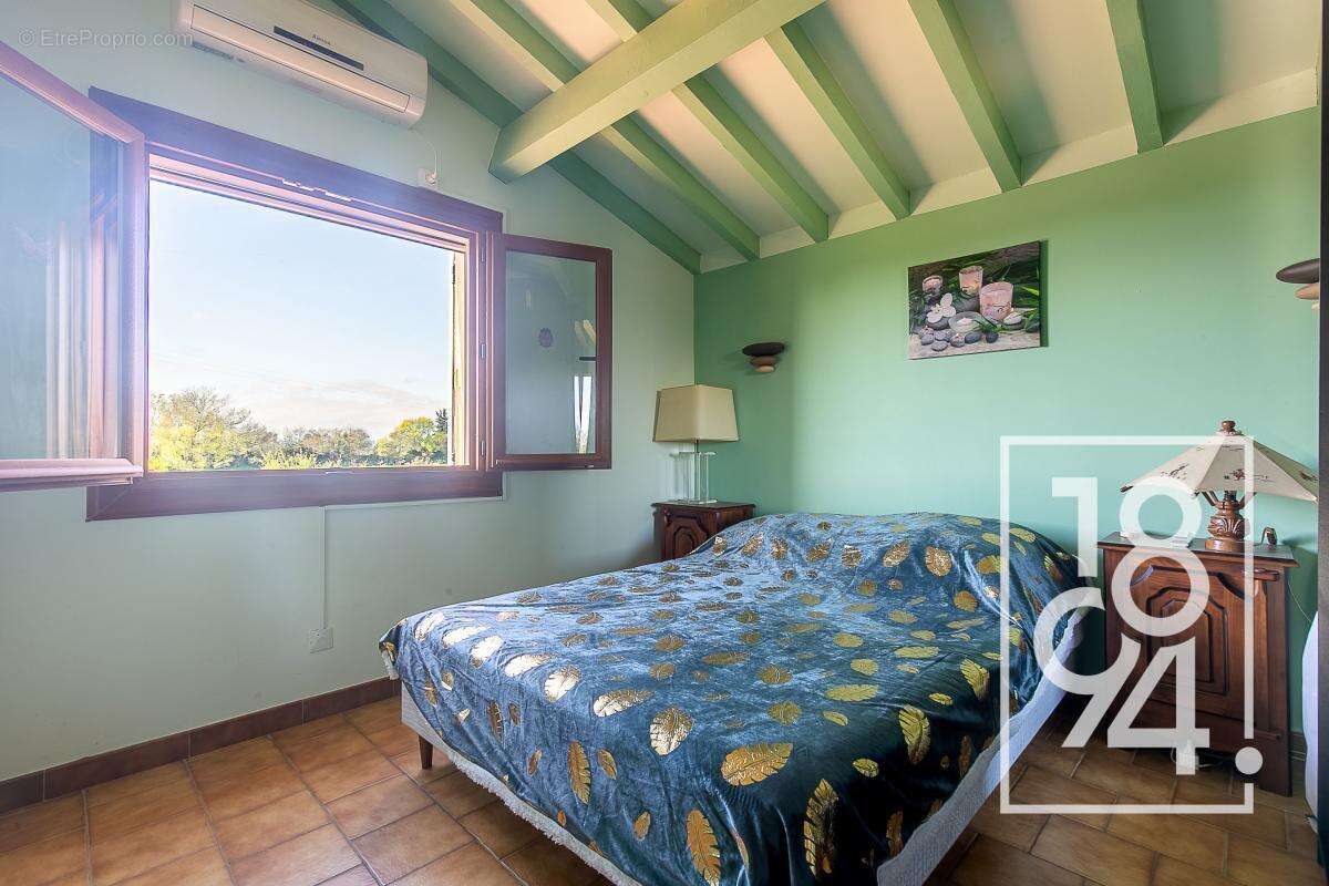 Maison à SAINT-MARTIN-DE-CRAU