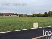 Photo 1 - Terrain à CAUROY