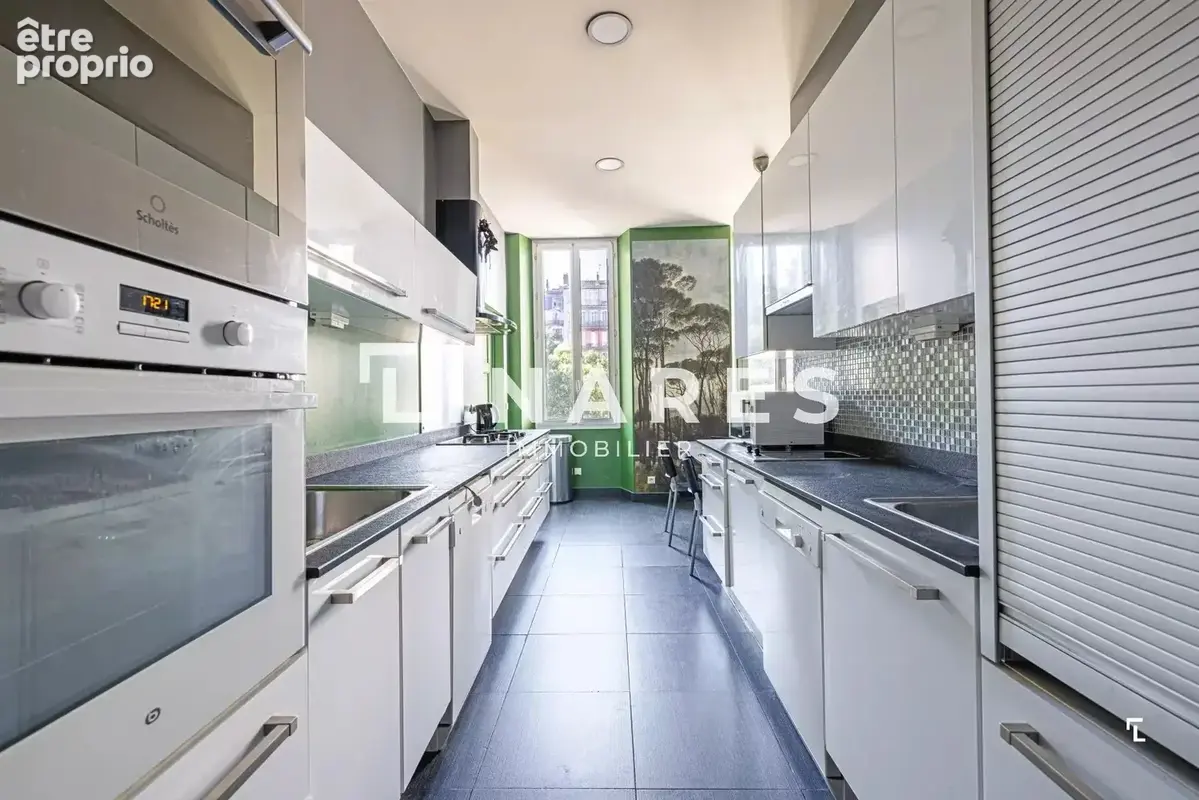 FAMILY AFFAIR - Appartement T5 de 164m2 + Mezzanine - Box - 13008 Périer - photo 4