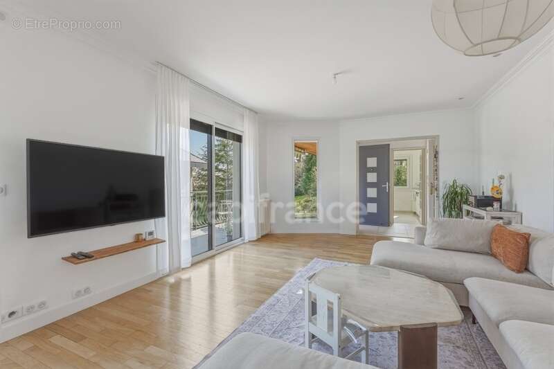 Maison à vendre 5 pièces GEX (01) - photo 17