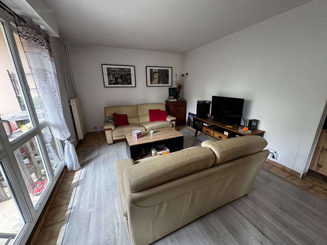 Appartement à YERRES