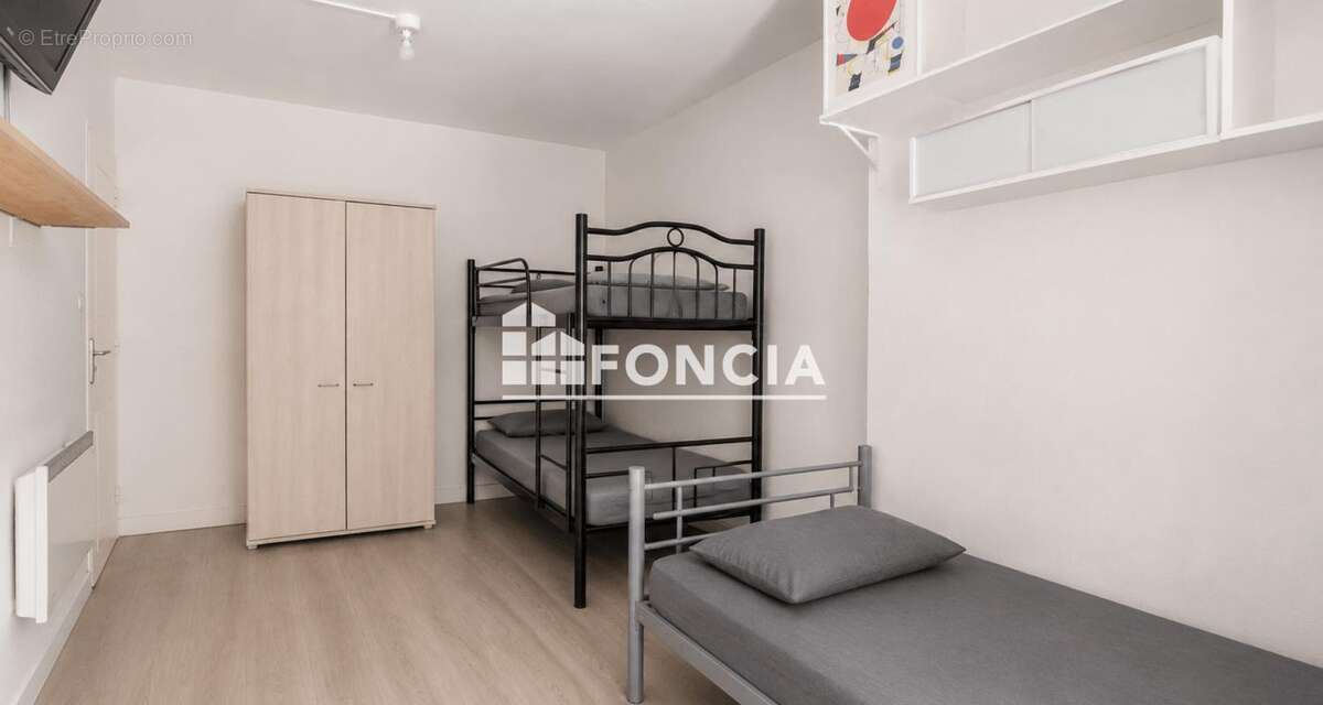Appartement à PARIS-10E
