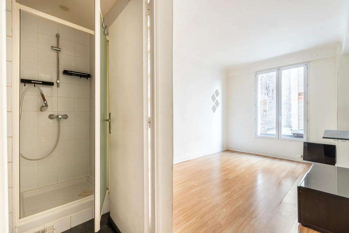 Appartement à PARIS-19E