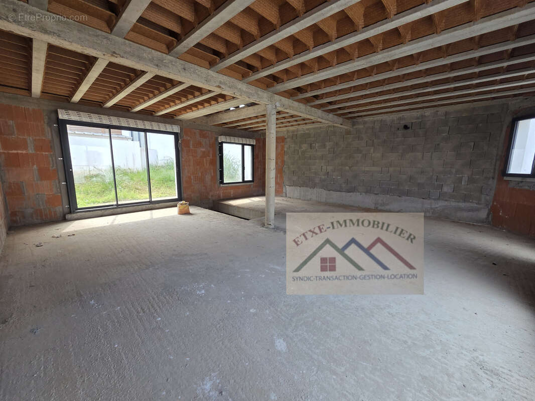 Maison mitoyenne de type T3/T4 - photo 5
