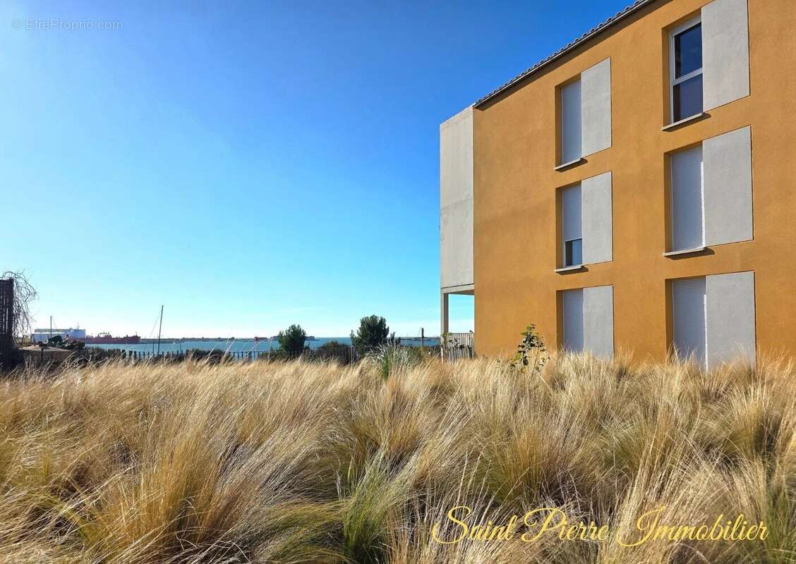 Appartement à PORT-DE-BOUC