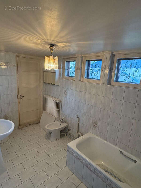 Maison à CHAMPAGNOLE