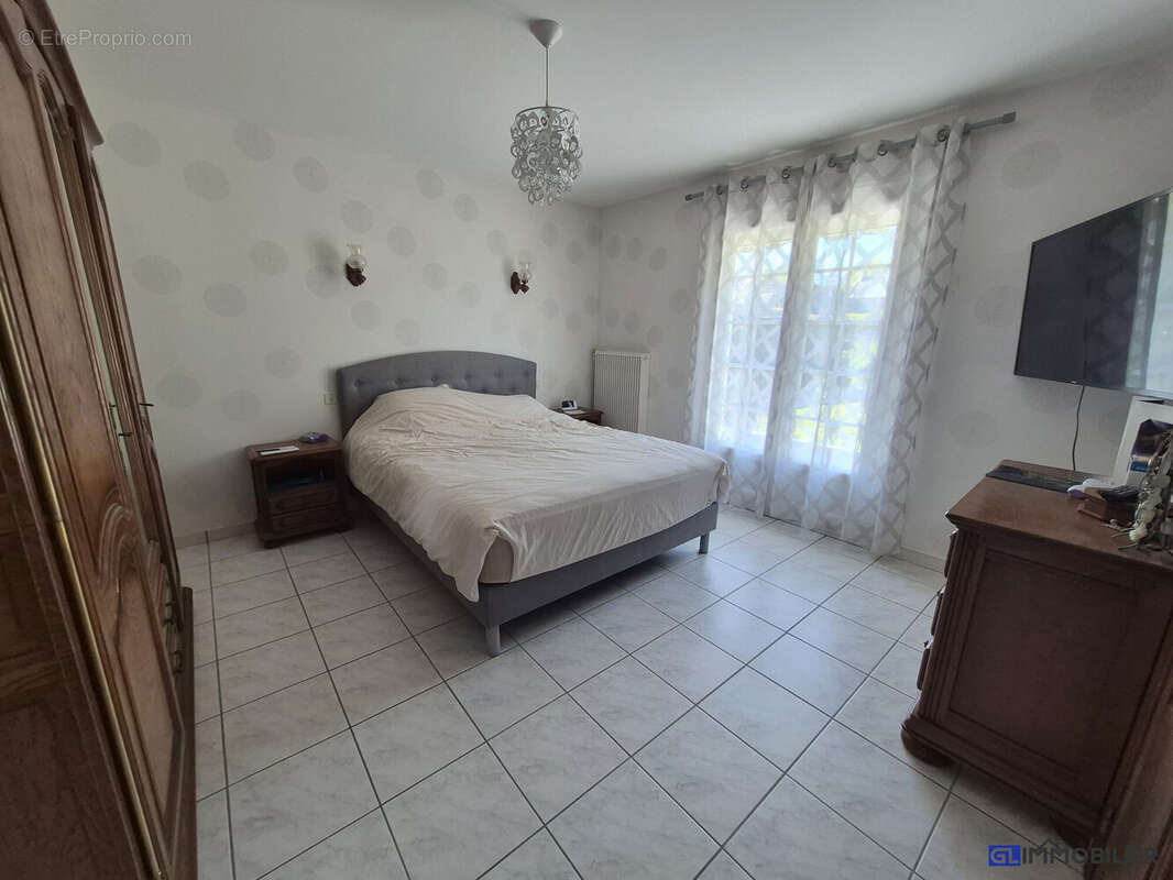 Maison 160 m² à Barbery  - photo 7