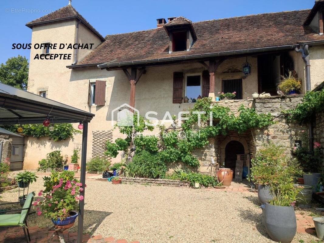 Photo 1 - Maison à SAINT-GENGOUX-LE-NATIONAL