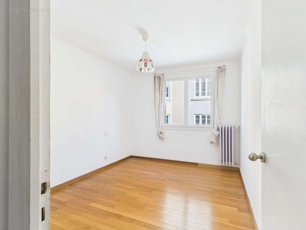 Commerce 91 m² à Avignon  - photo 5