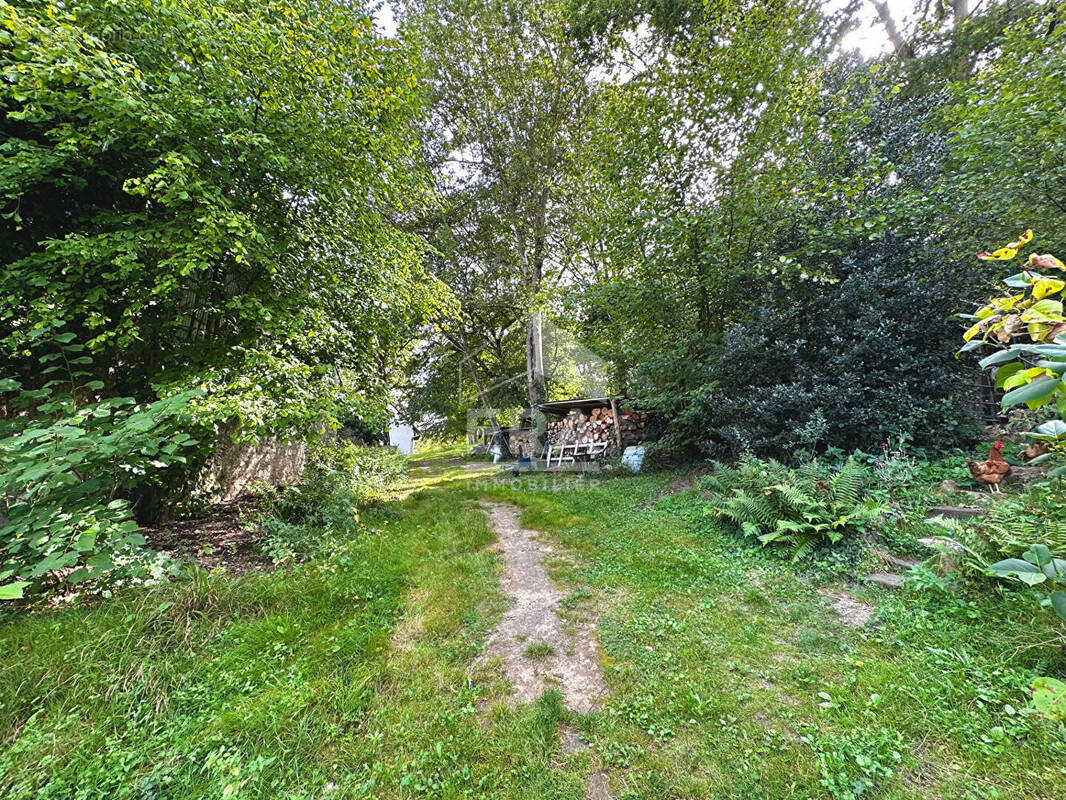 Autre à SAINT-PIERRE-LES-NEMOURS